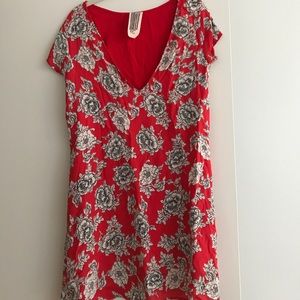 Short sleeve printed dress